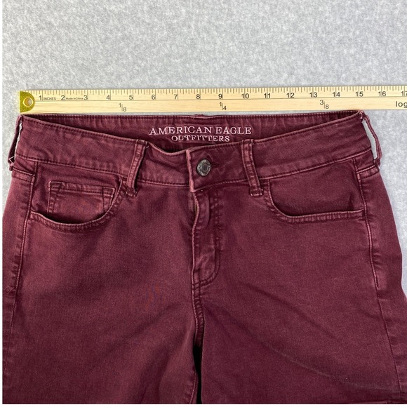 American Eagle Super Stretch Shorts Womens 4 Burgundy Excellent Low Rise Denim - Picture 9 of 11